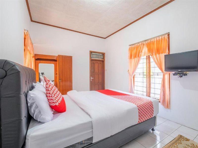 Hotel Capital O 1541 Puri Cikole Asri Lembang Zewnętrze zdjęcie