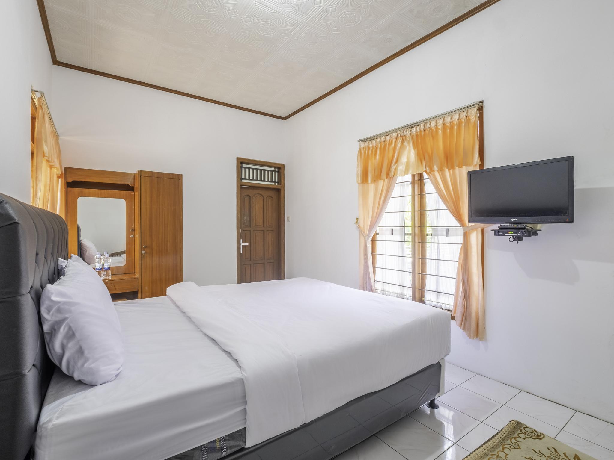 Hotel Capital O 1541 Puri Cikole Asri Lembang Zewnętrze zdjęcie