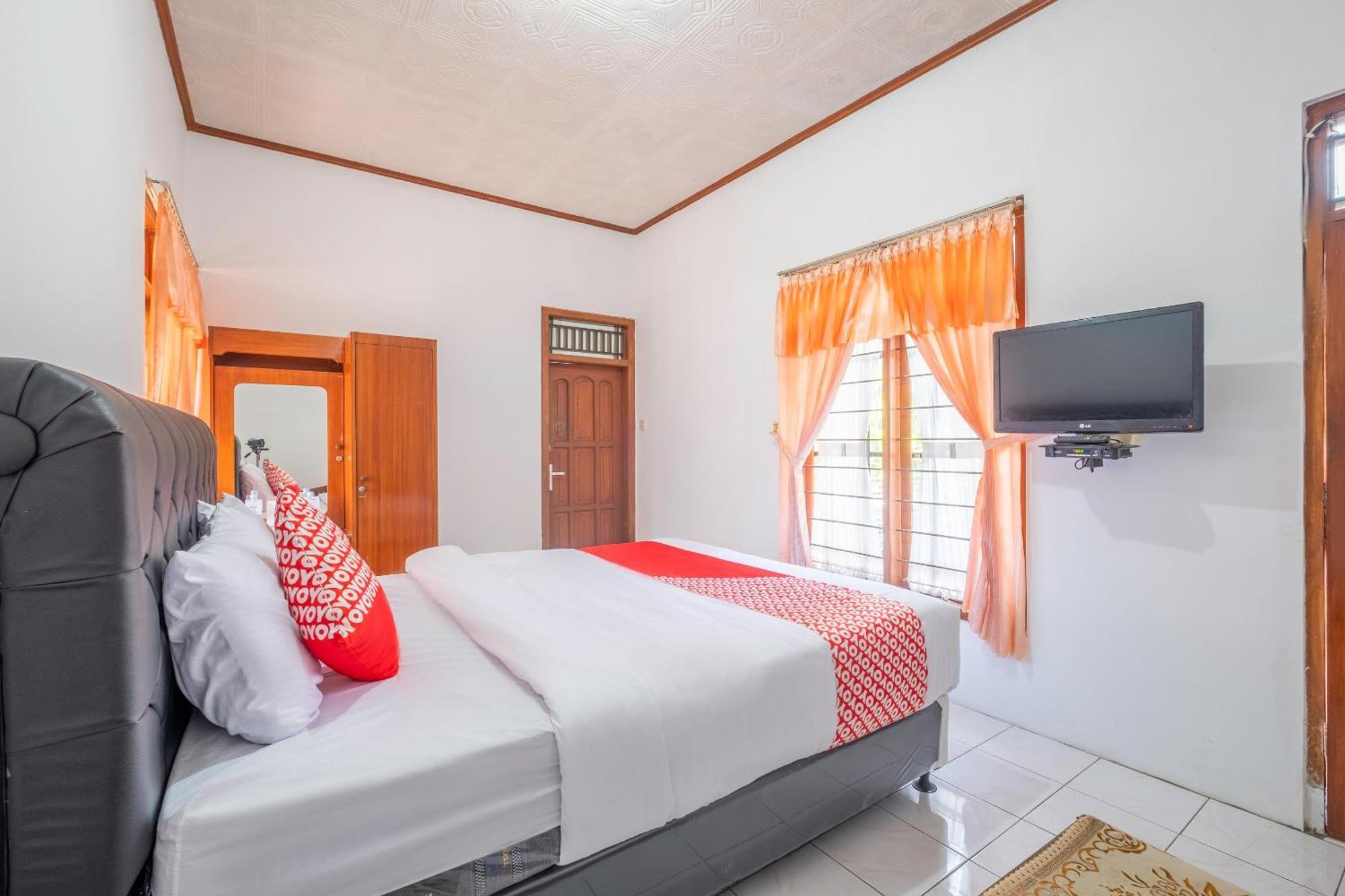 Hotel Capital O 1541 Puri Cikole Asri Lembang Zewnętrze zdjęcie